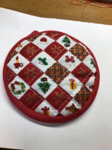 手作りのクリスマスパーティグッズを作ってみよう！